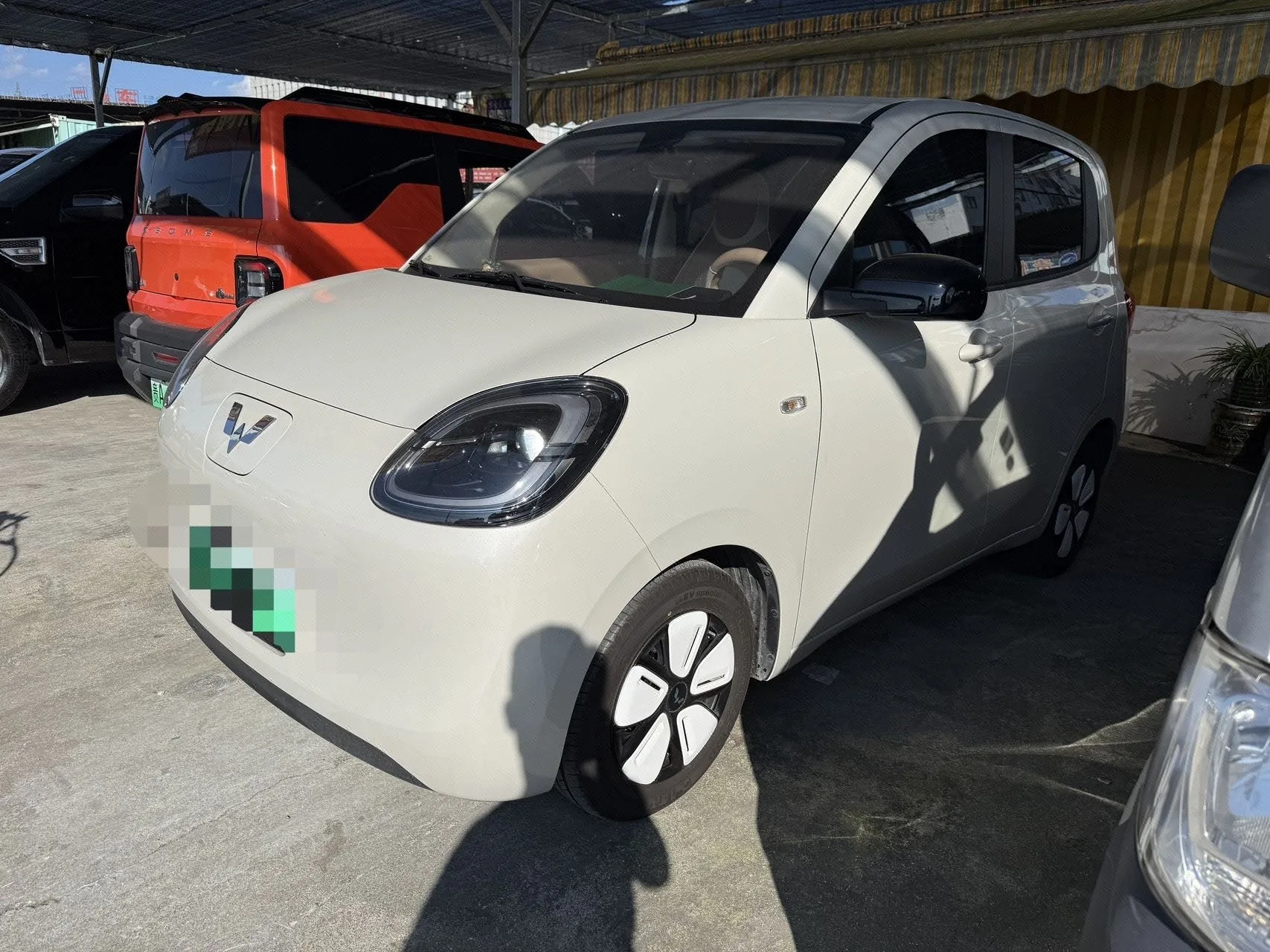 Wuling 2025 Hongguang MINI EV Four-Door Advanced Model Automatic