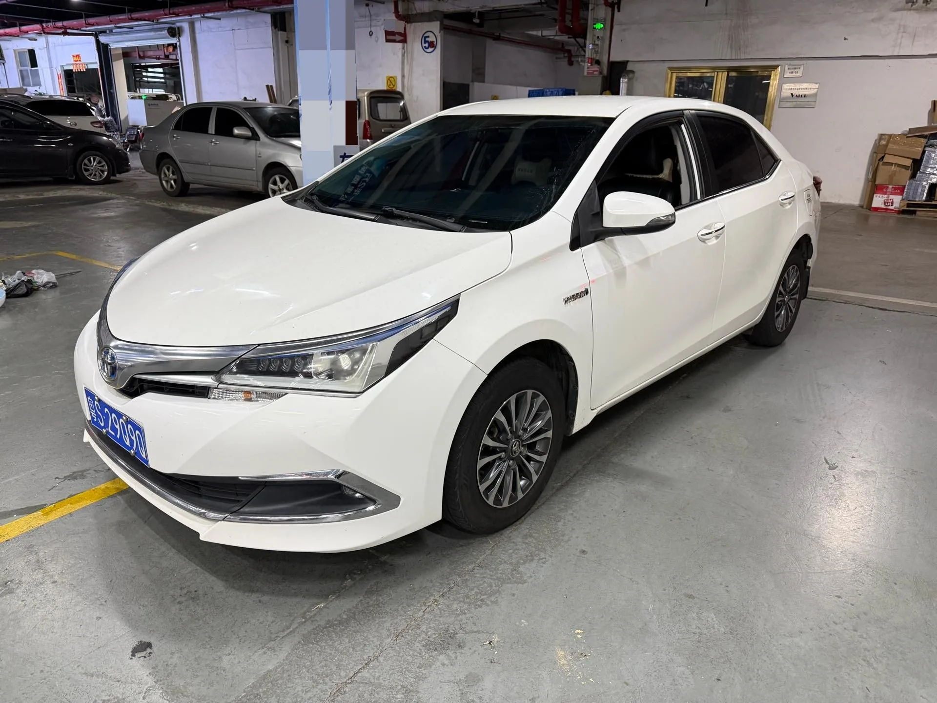 2017 Corolla Facelifted Hybrid 1.8L E-CVT Pioneer Edition