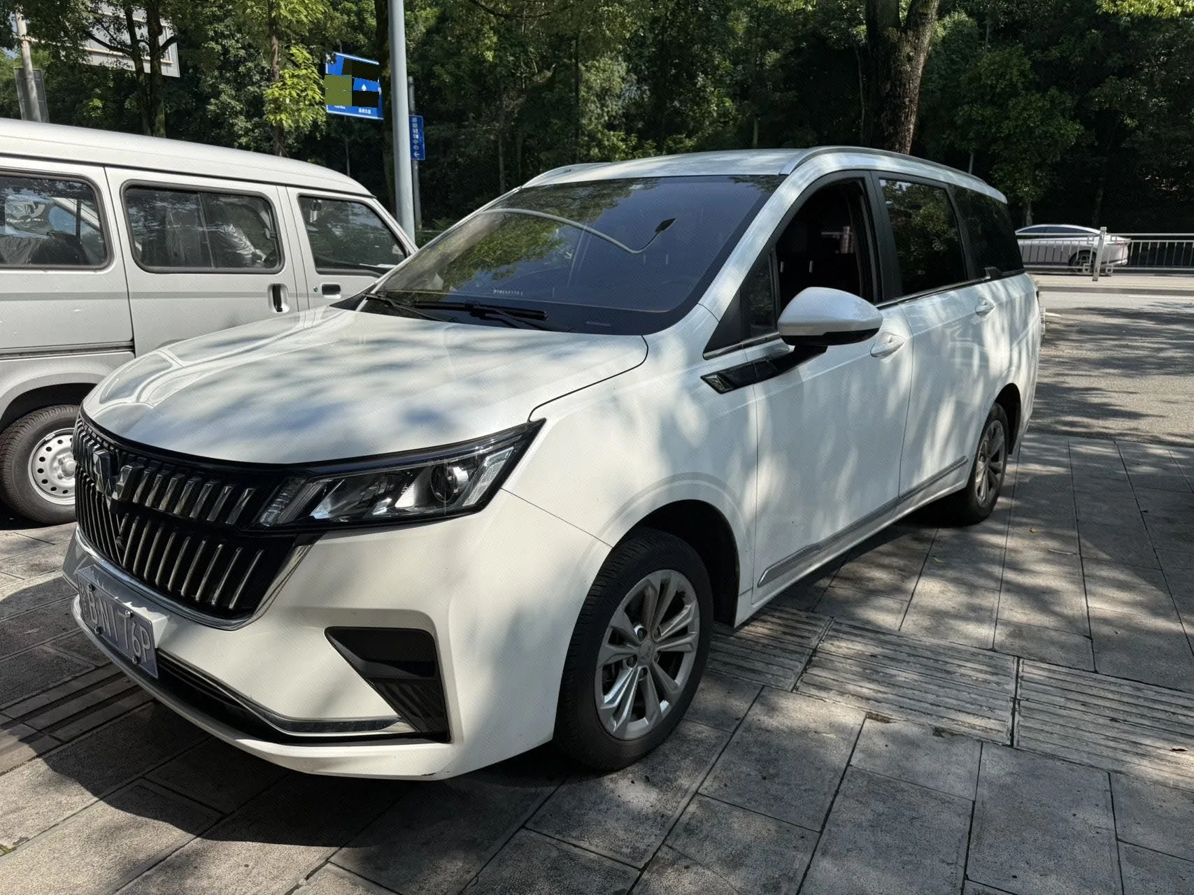 Wuling 2022 Jiachen 1.5 Enjoy Elite Manual Transmission