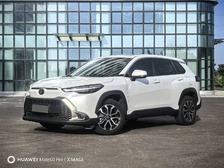Toyota 2024 Corolla Cross 2.0 CVT Luxury Edition, Automatic Transmission