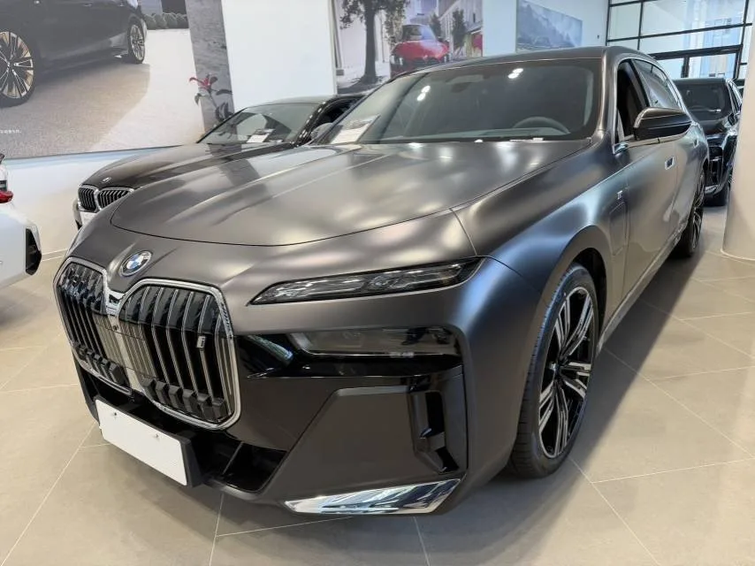 BMW i7 (Imported) 2023 i7 xDrive60L Luxury Package Automatic