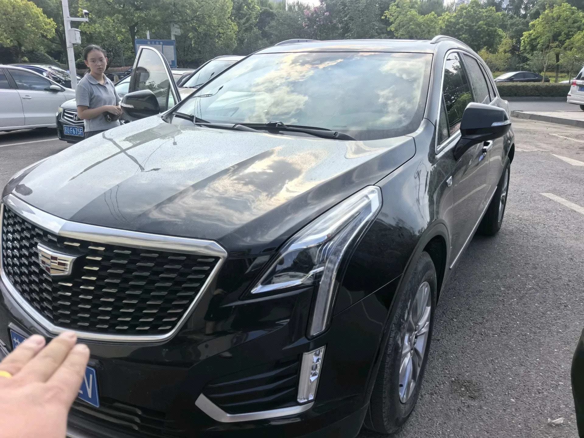 Кадиллак XT5 2023 2.0Т 2WD Мода Версия