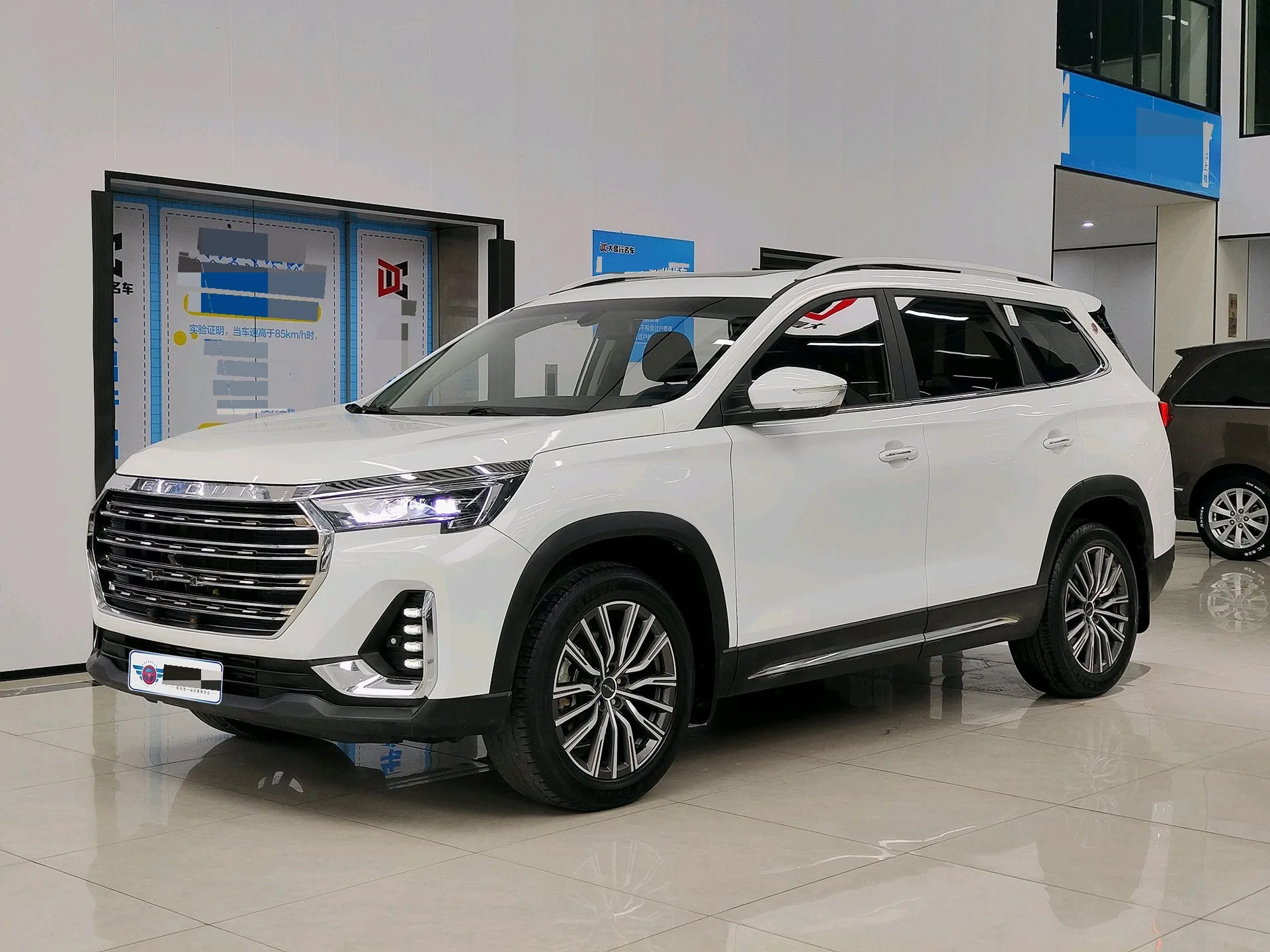 Jietu X90 PLUS 2023 Model Year 1.6TD DCT "Villa" 5-Seater