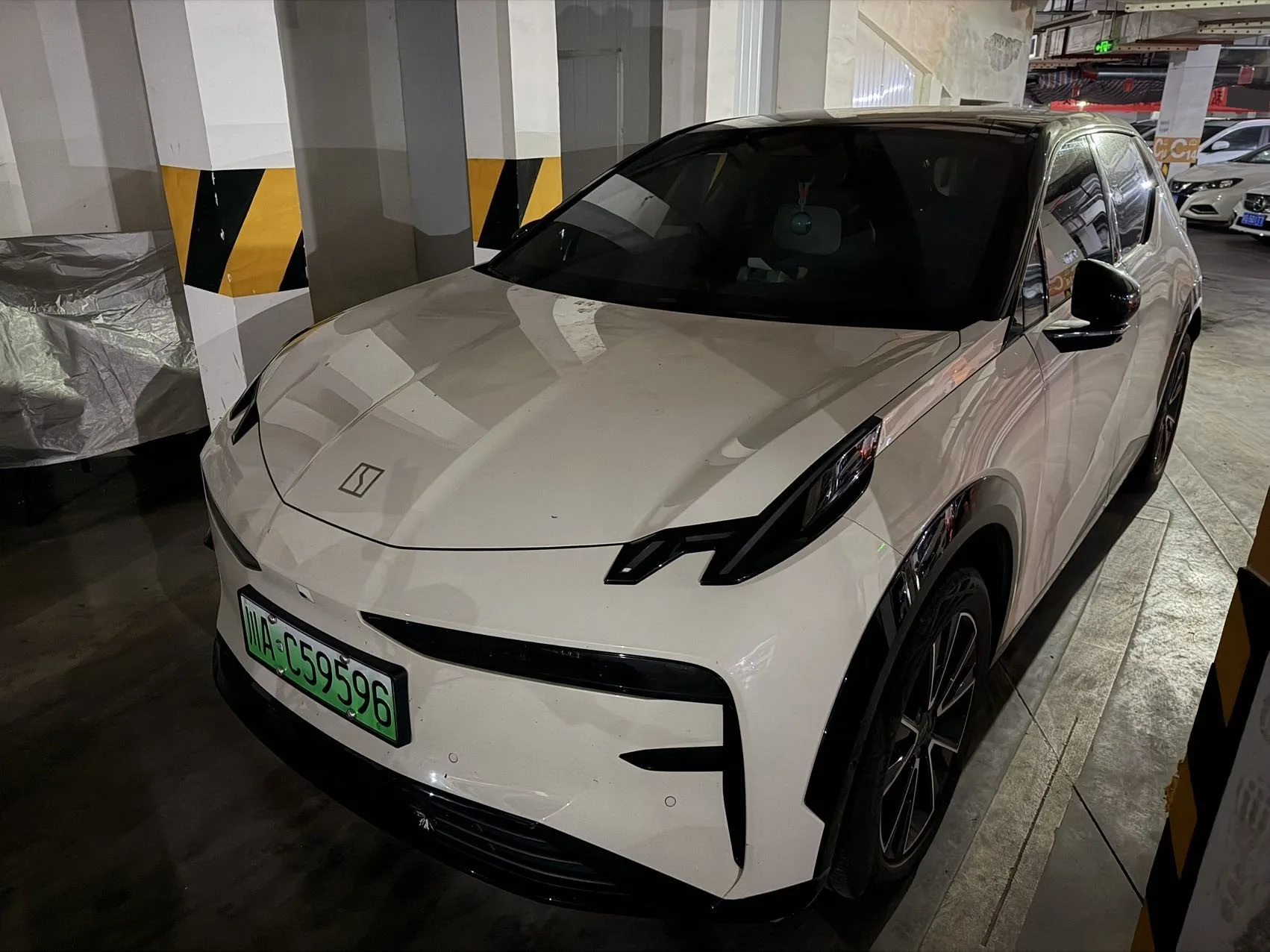 Extreme Krypton X 2024 Four-Seat Rear-Wheel Drive Version