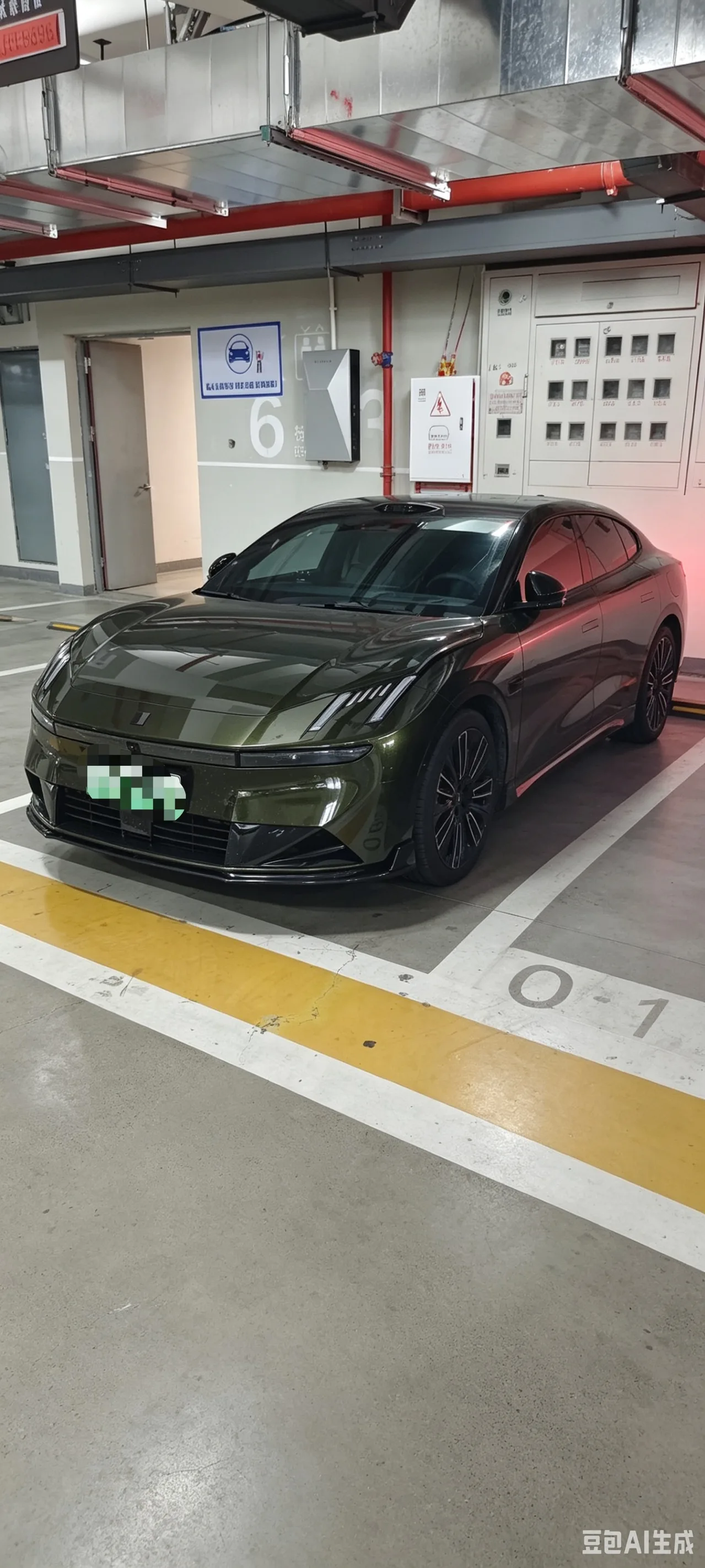 Lynk & Co 10 EM-P 2025 240 AWD Ultra Sport Edition