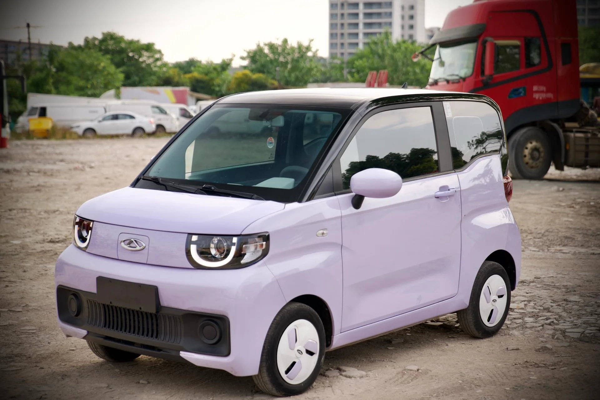 QQ Ice Cream 2023 Model, 170 km Range, Milkshake, Lithium Iron Phosphate