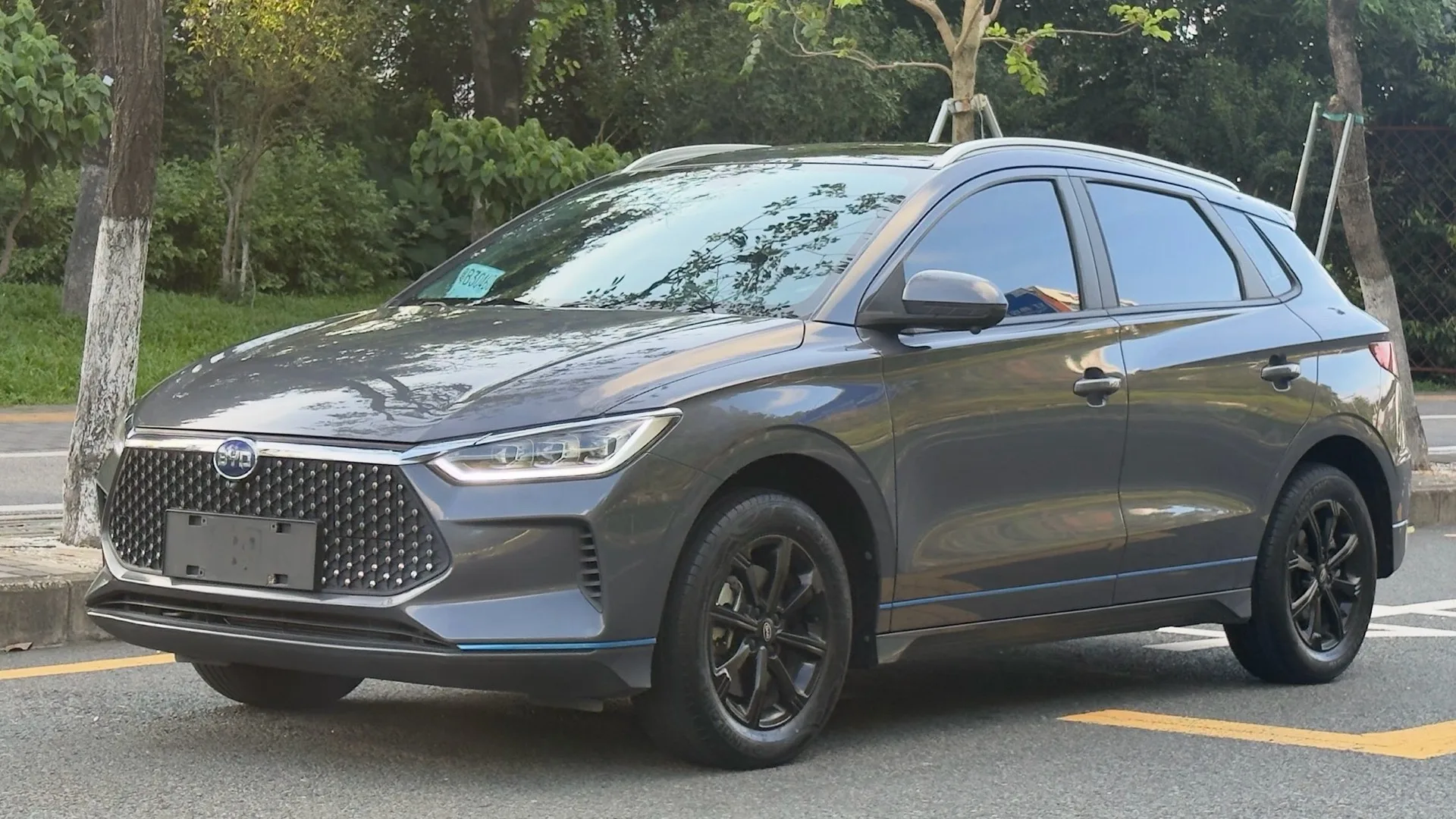 BYD e2 2021 Premium Edition