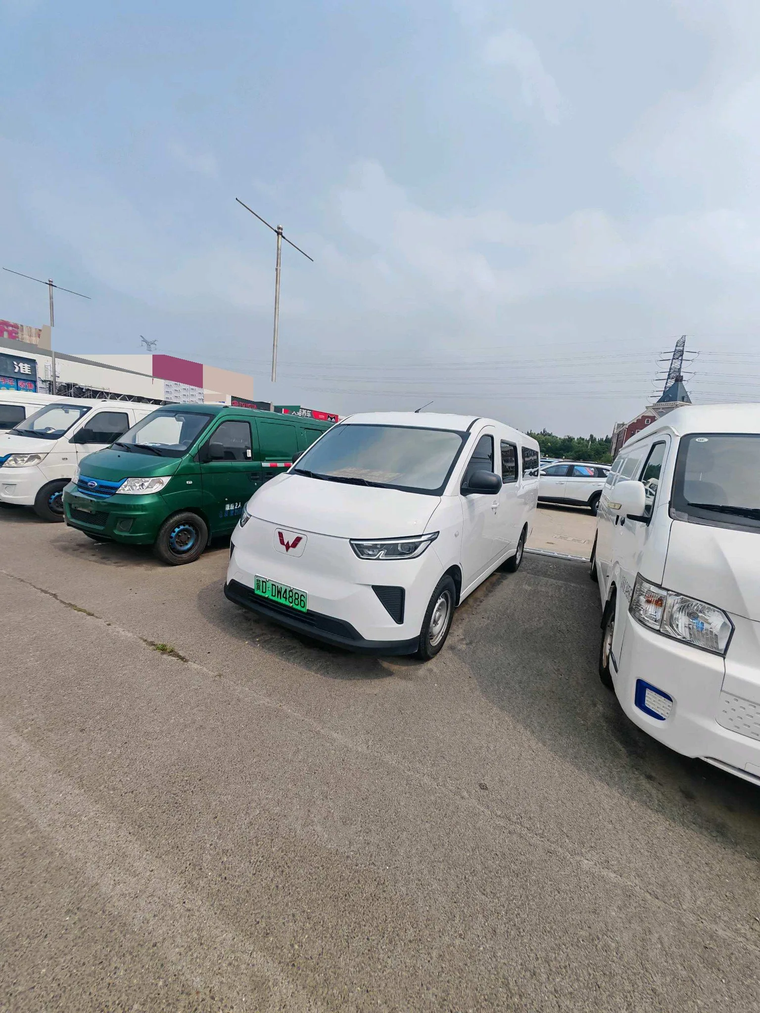 Wuling 2026 Yangguang 330km/h Bus Comfort Edition Automatic