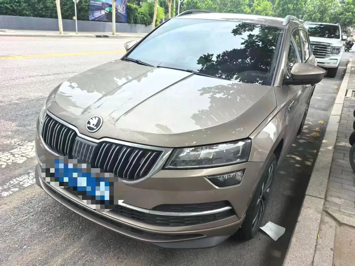 Karoq 2022 TSI280 Luxury Edition