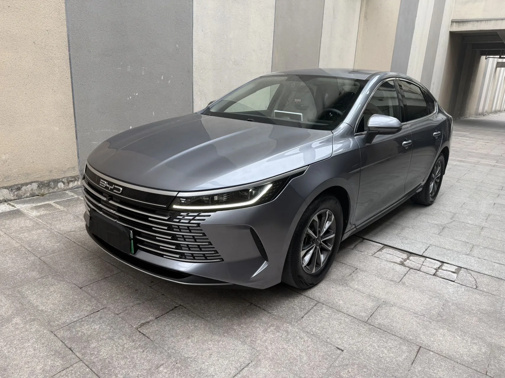 BYD 2024 Destroyer 05 DM-i 1.5 CVT Glory Edition 55KM Luxury Automatic
