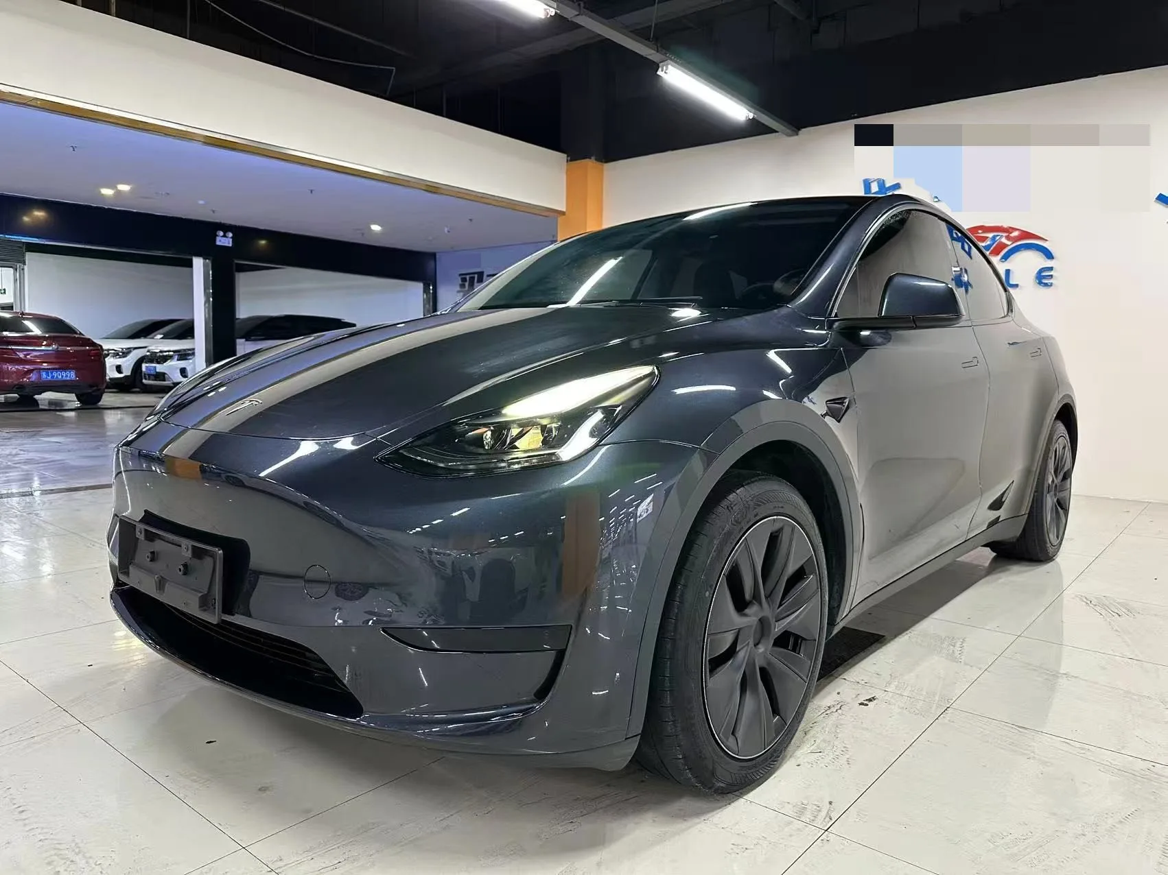 Model Y 2024 Rear-Wheel Drive