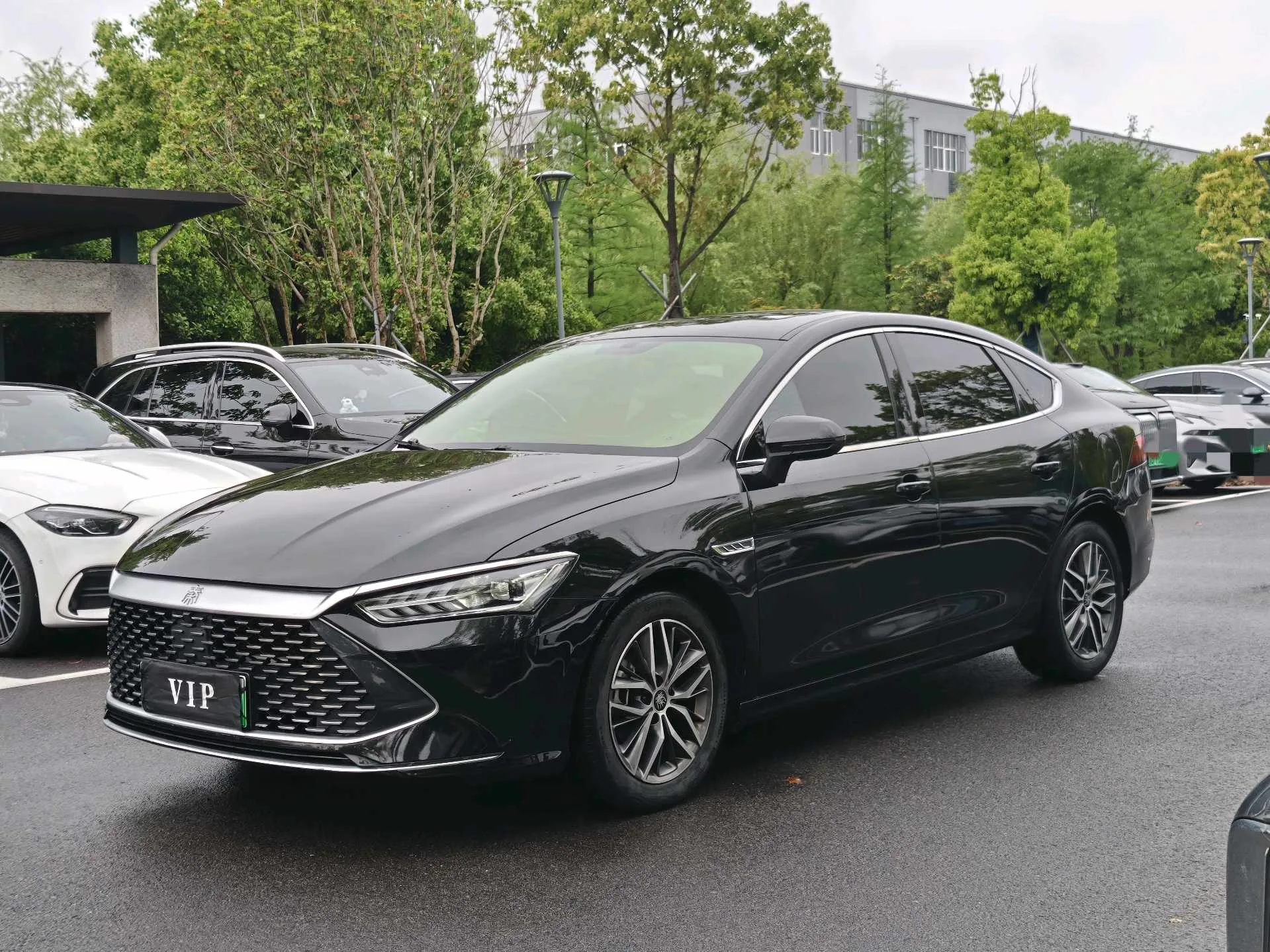 Qin PLUS 2021 DM-i 55KM Flagship Edition