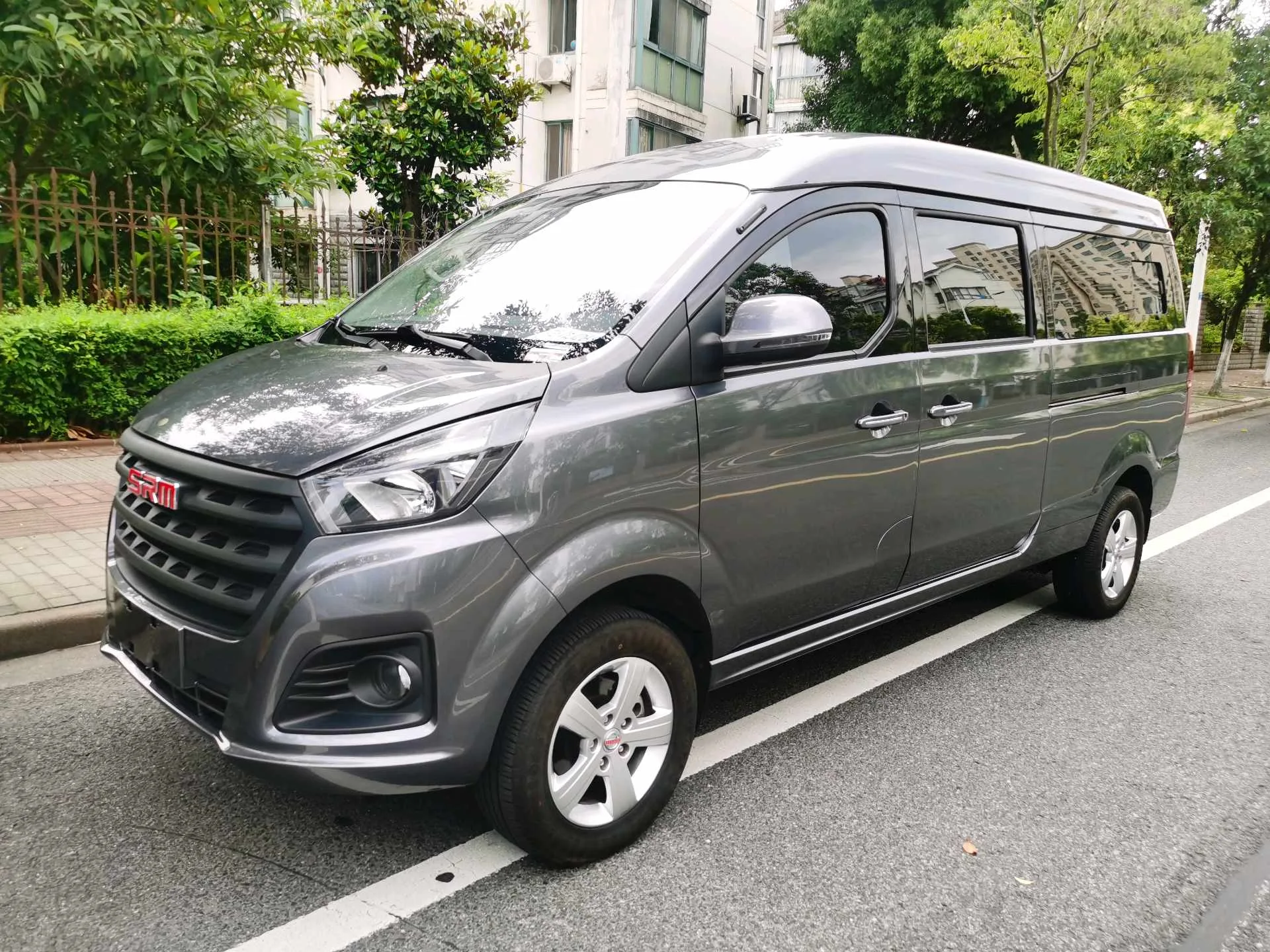 Xinyuan 2024 Golden Sea Lion 1.5 Engineering Lion Commercial Edition 9-seater Manual Transmission