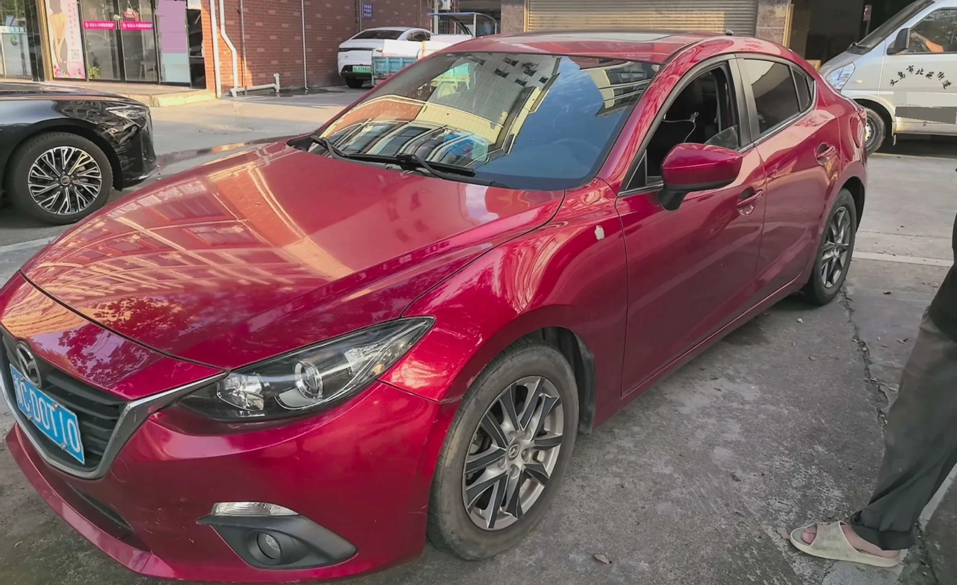 Mazda3 Axela 2016 Sedan 1.5L Automatic Luxury