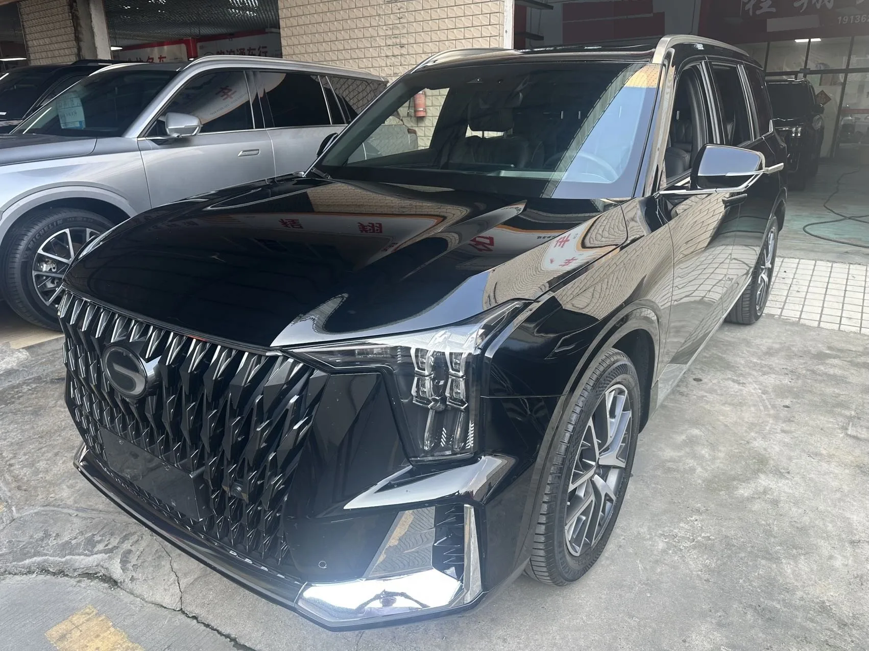 GAC GS8 2022 Dual-Hybrid Series 2.0TM AWD Premium Edition (7-Seater)