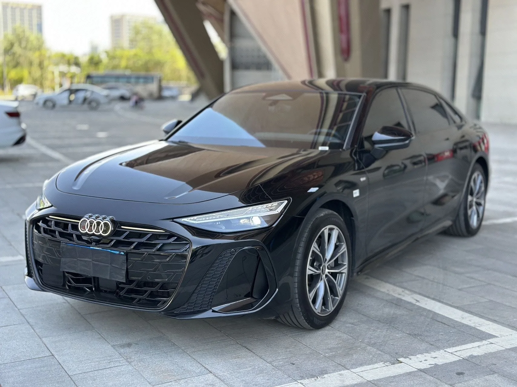 2026 Audi A6L 2.0T Premium Sport Edition, Automatic Transmission