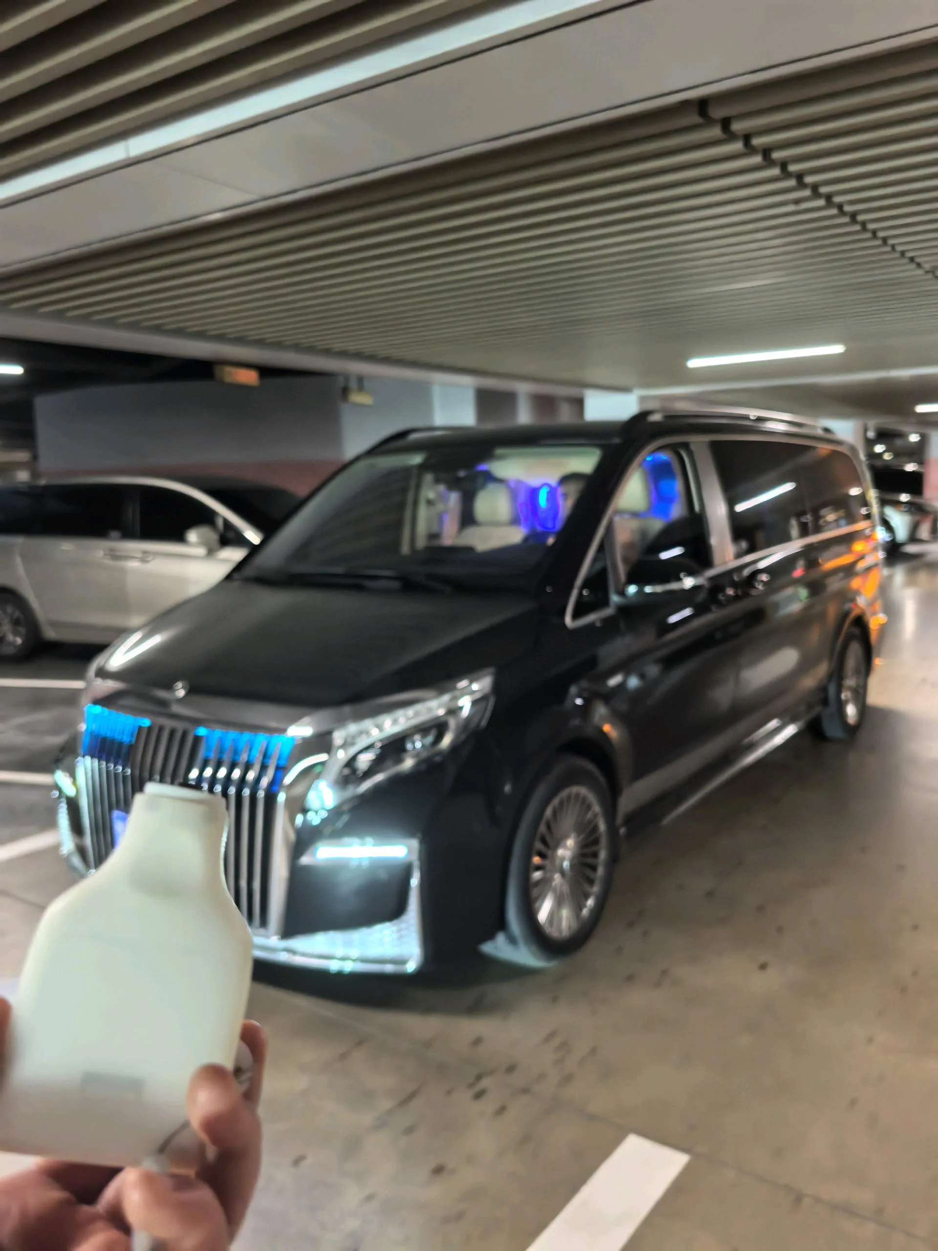 Mercedes-Benz V-Class 2021 V 260 L Long Wheelbase Premium Edition