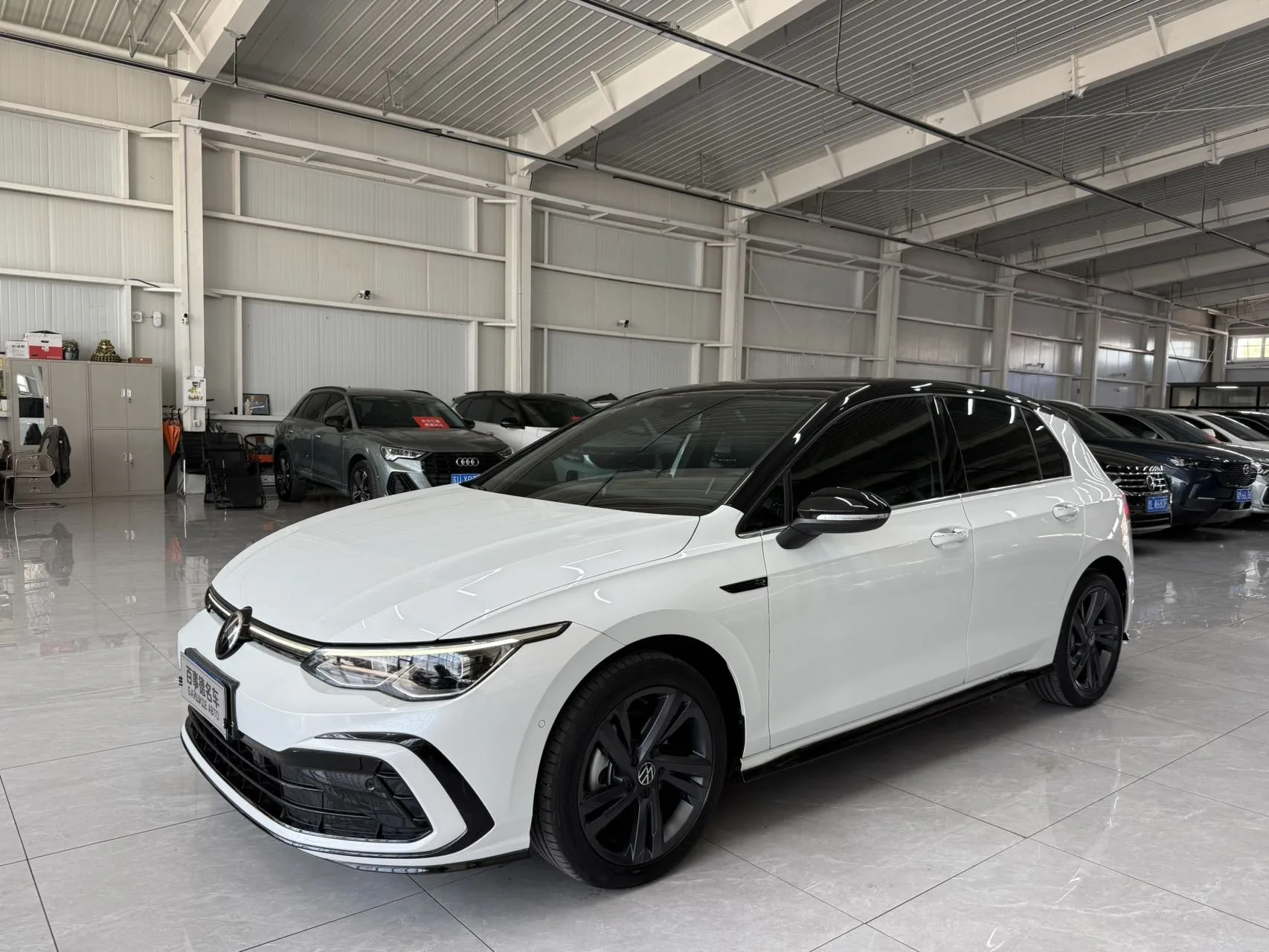 Volkswagen 2023 Golf 8 R-Line 1.4TSI 280TSI Automatic