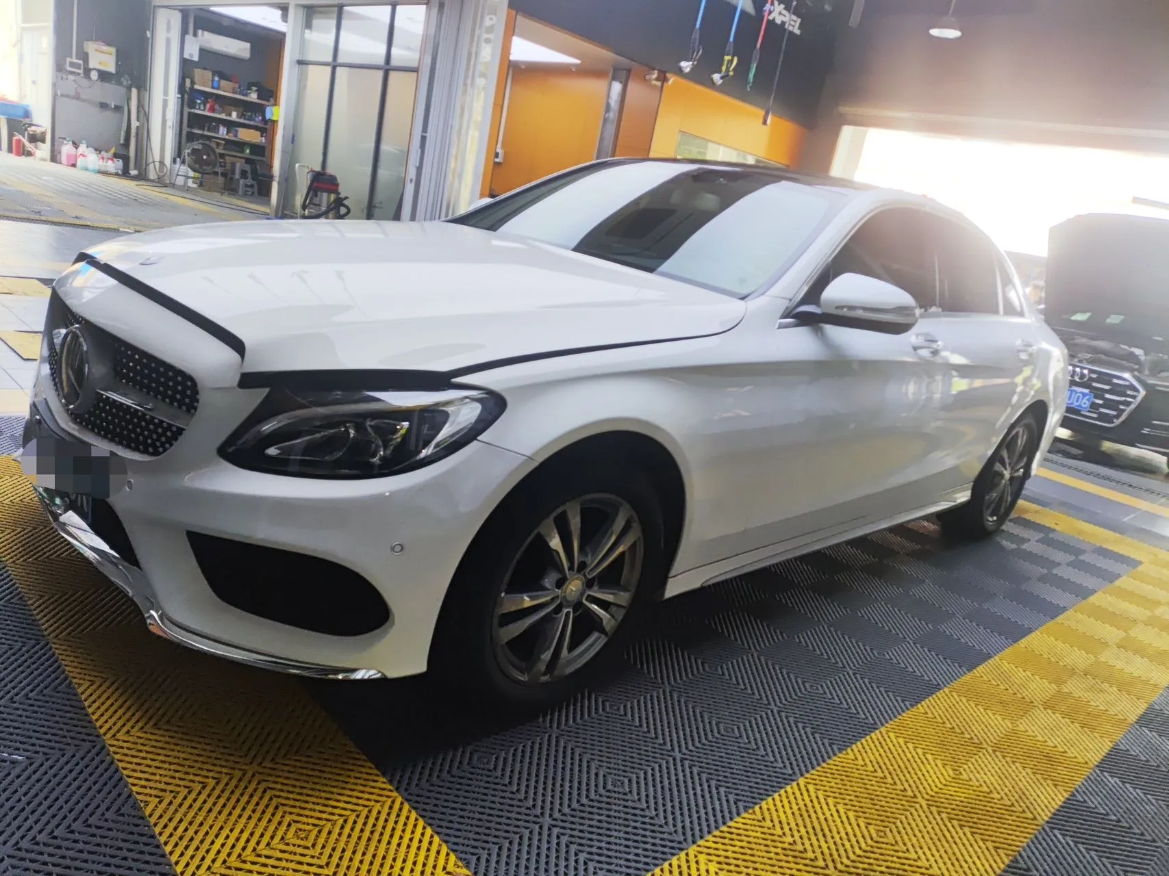 2017 Mercedes-Benz C-Class C 200 L Sport