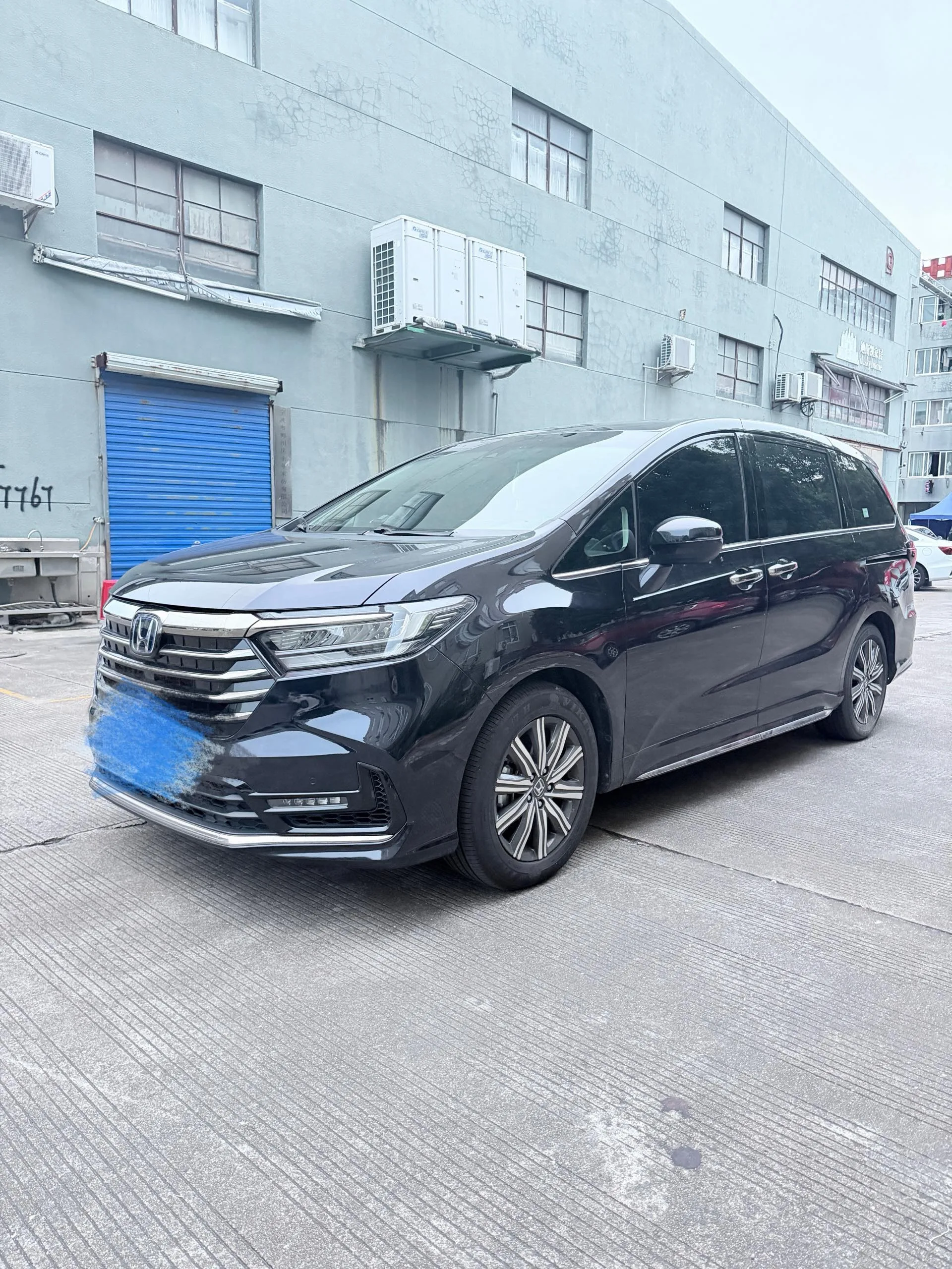 2022 Odyssey 2.0L e:HEV Sharp & Premium Edition