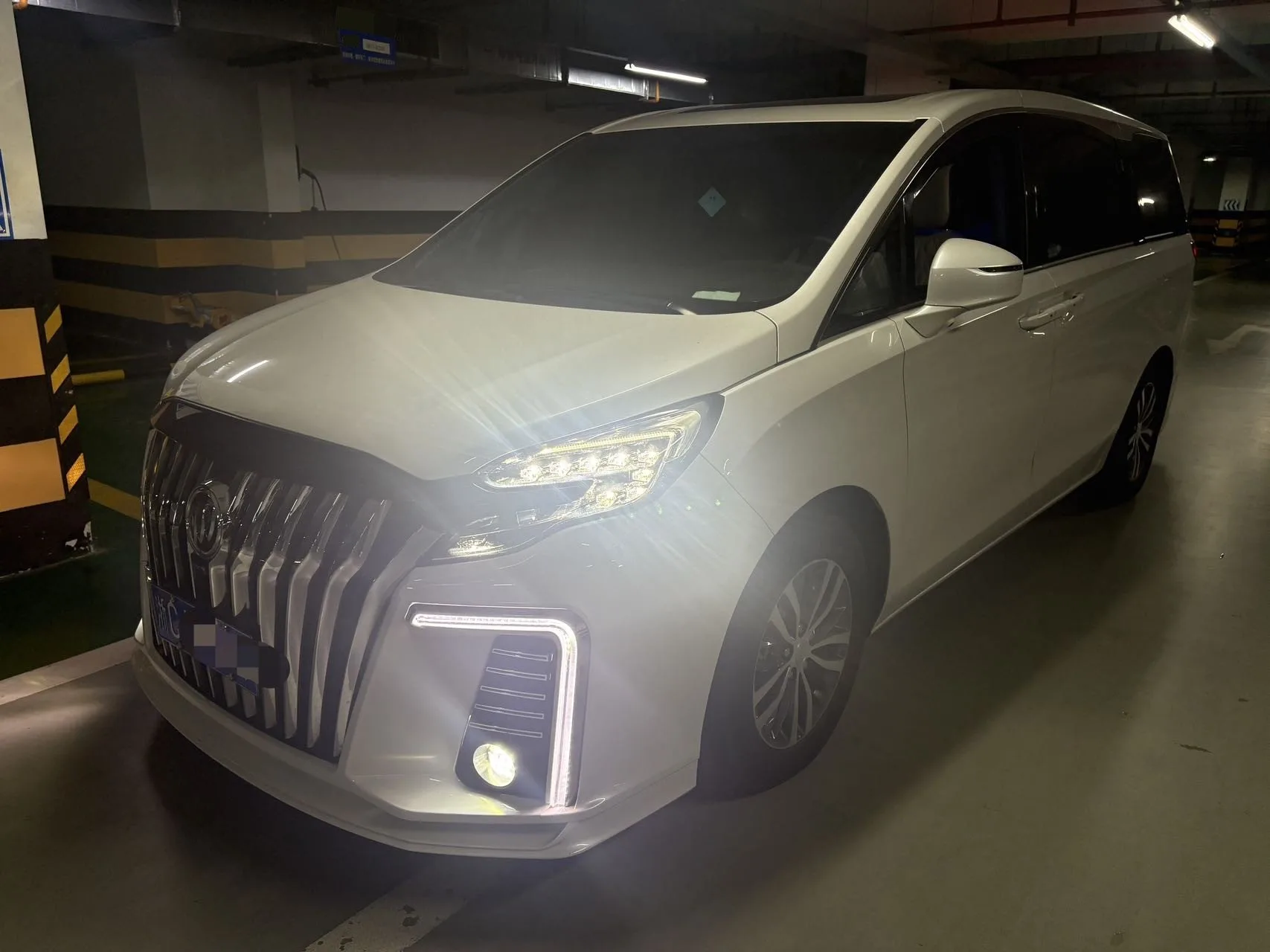Buick GL8 2022 ES Avantgarde 653T Premium Edition