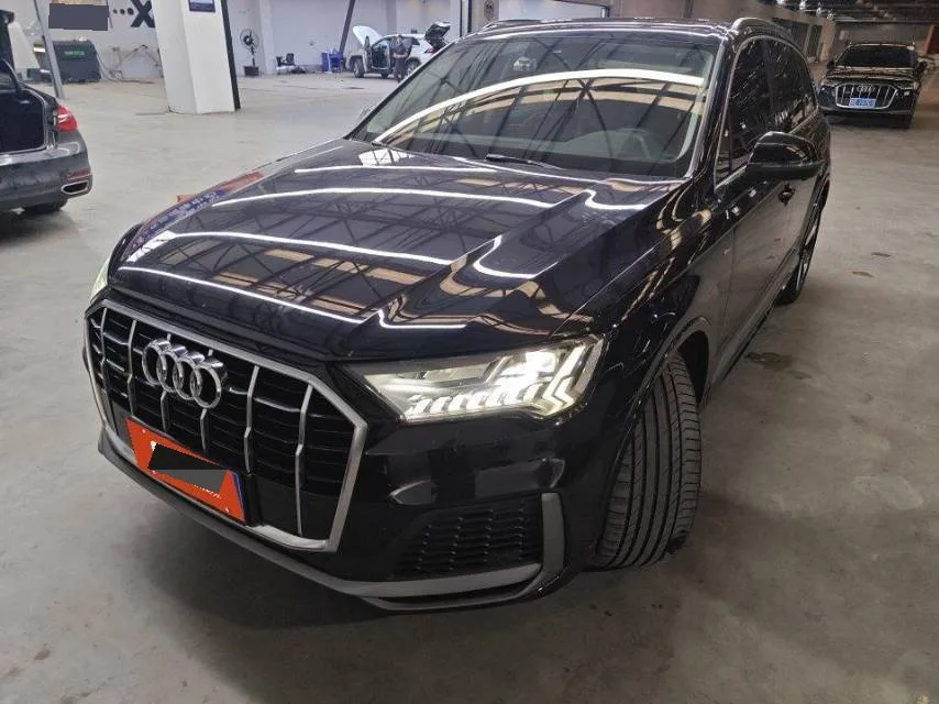 2020 Audi Q7 55 TFSI quattro Black Knight Exclusive Edition