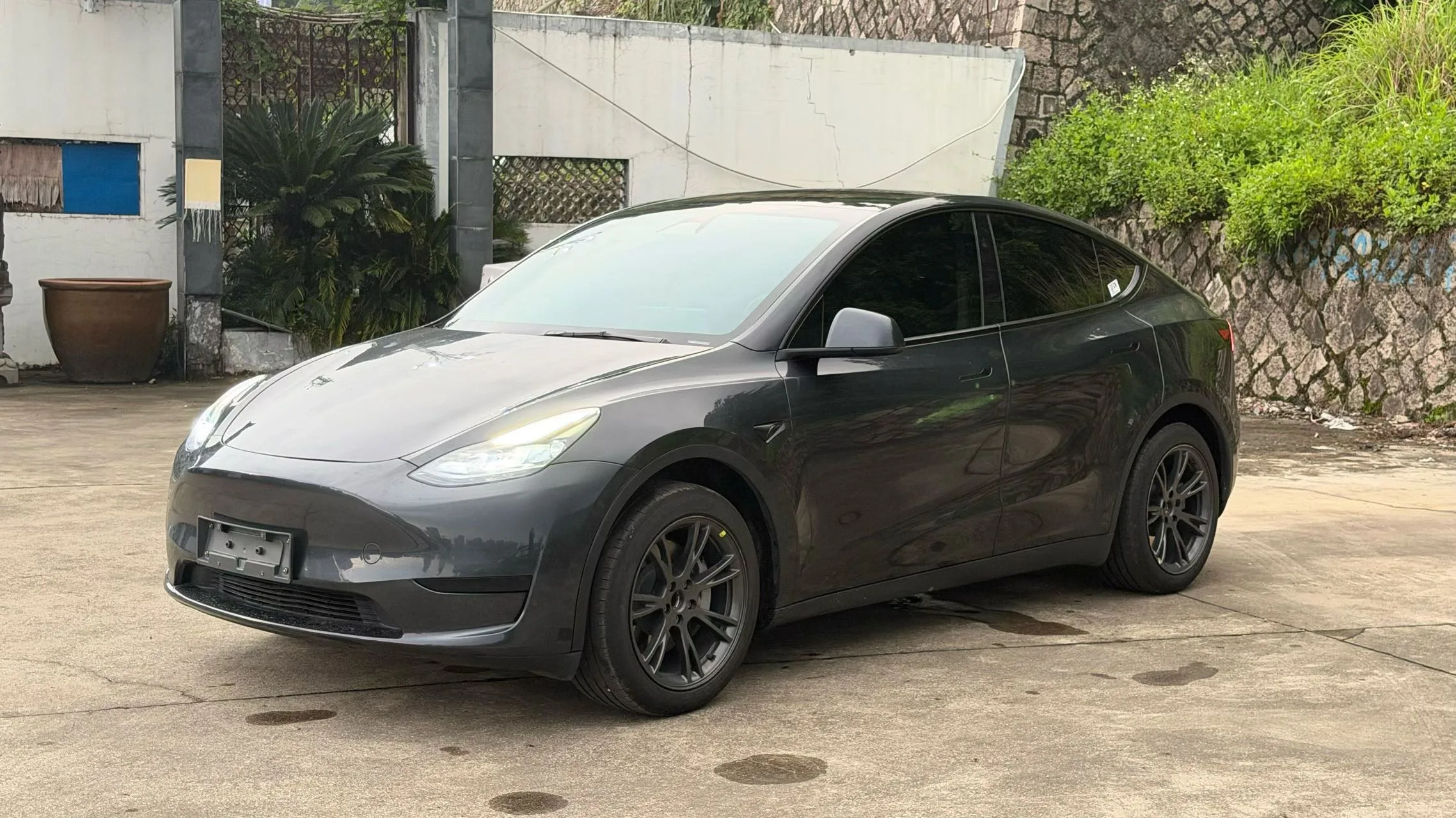 Model Y 2023 Rear-Wheel Drive