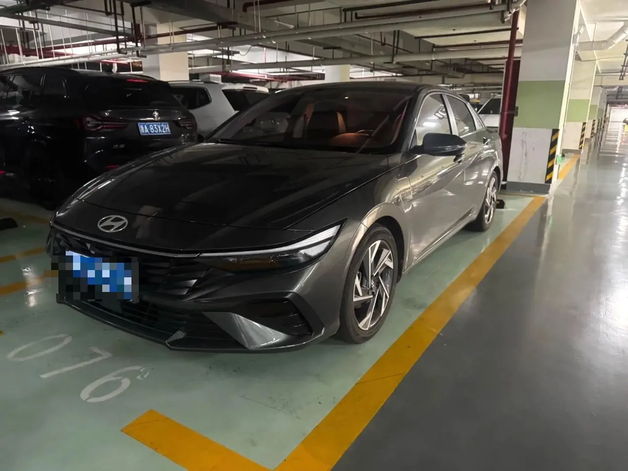 Hyundai Elantra 2023 1.5L CVT LUX Premium Edition