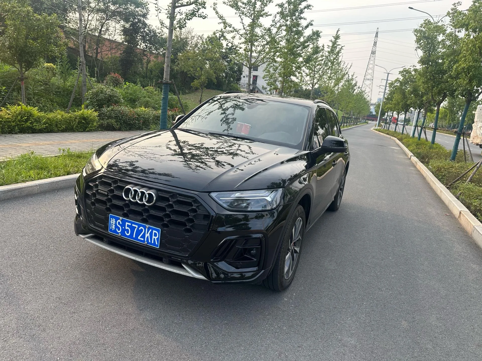Audi 2024 Q5L 2.0TFSI 40TFSI Luxury Elegance Automatic