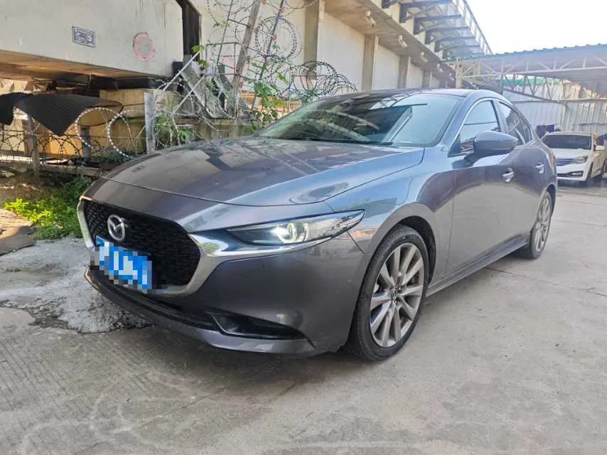 Mazda3 Axela 2022 2.0L Automatic Premium Edition