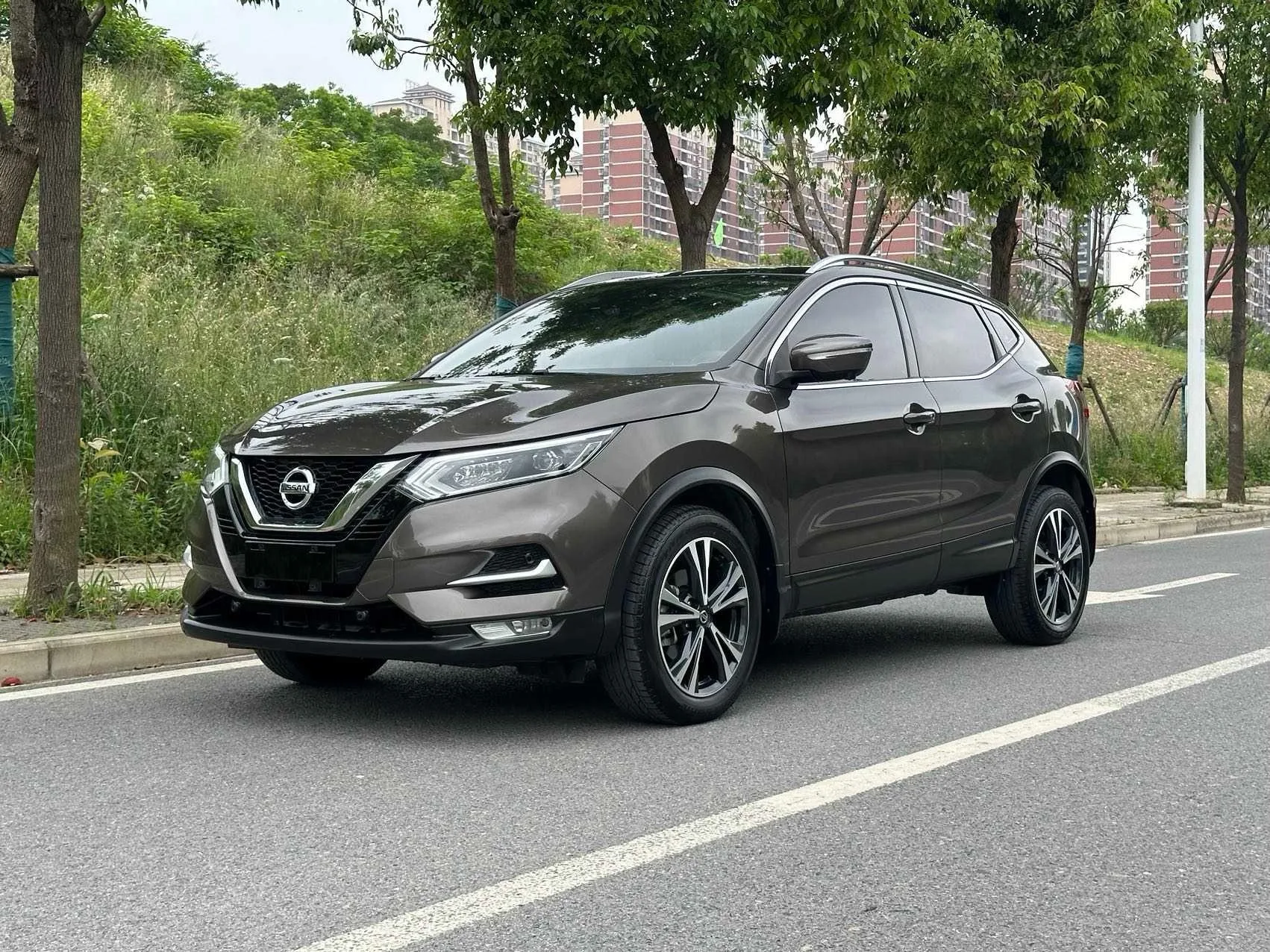 Nissan Тот, у которого густые брови 2022 2,0 l вариатор XV Премьер-министр Роскошь Версия