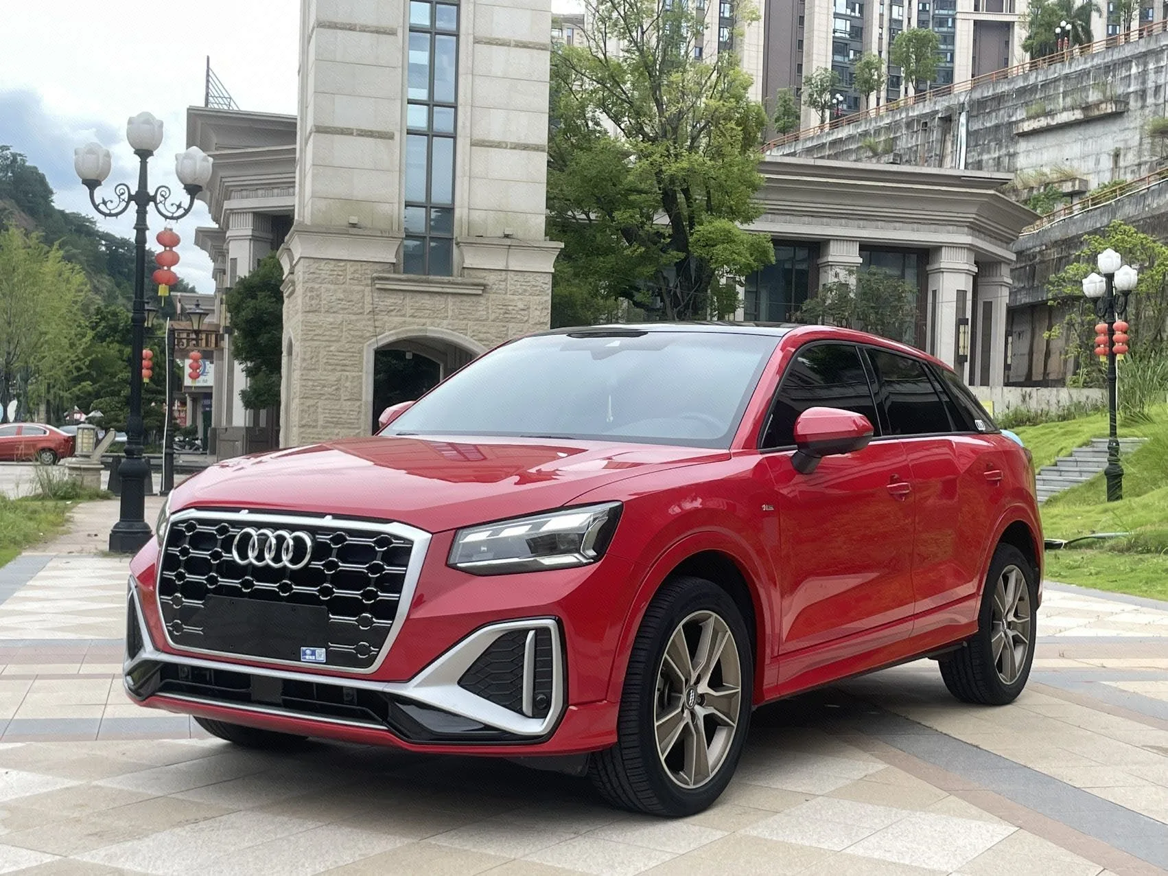 Audi Q2L 2021 35 TFSI Fashion Dynamic Edition