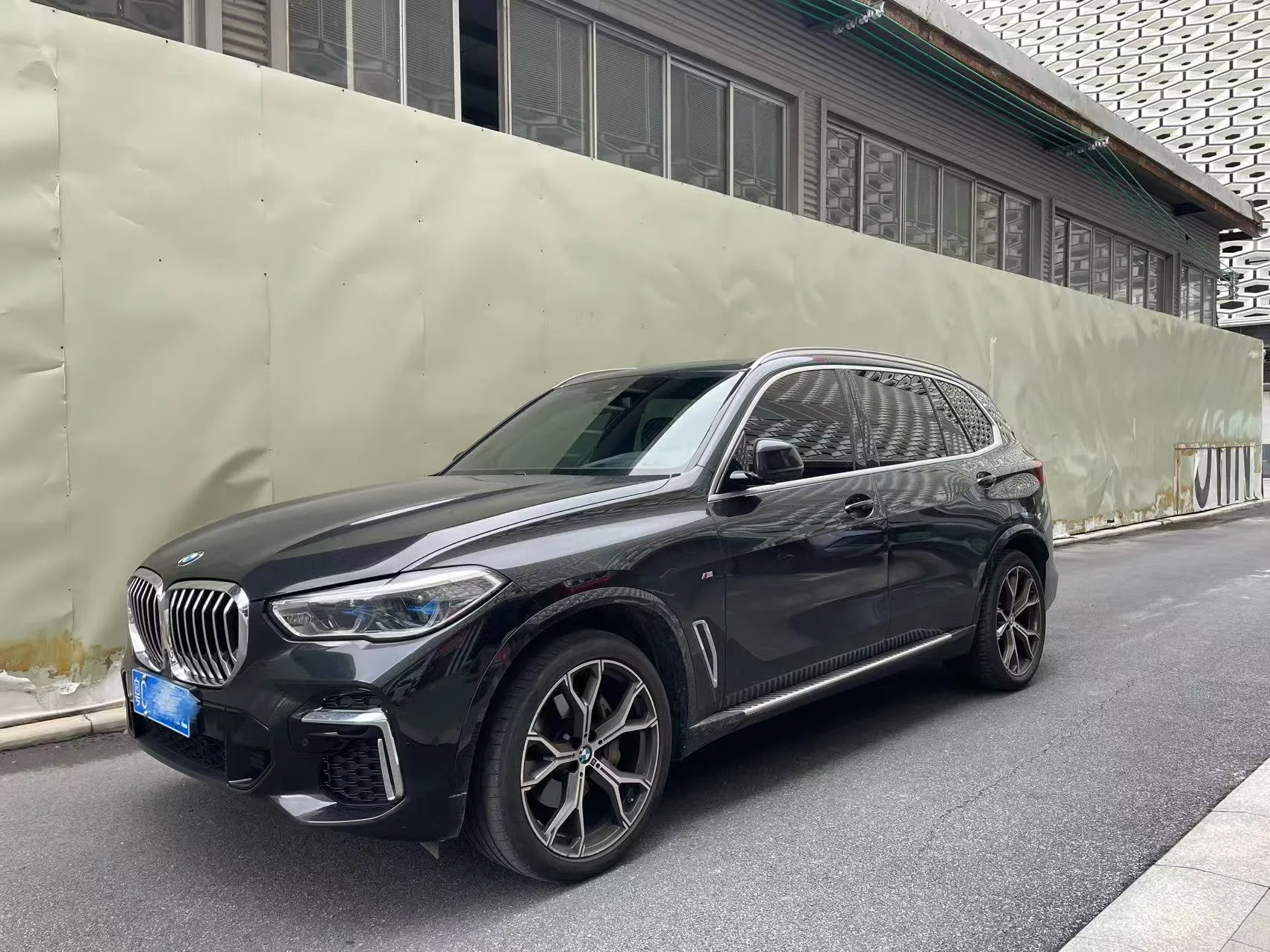 BMW X5 2022 xDrive 40Li M Sport Package