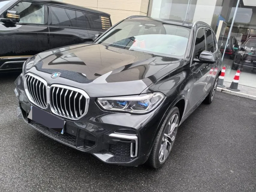 BMW X5 2022 Facelift xDrive 40Li M Sport Package