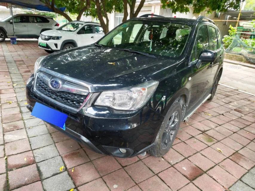 Forester 2013 2.0i Automatic Luxury Edition