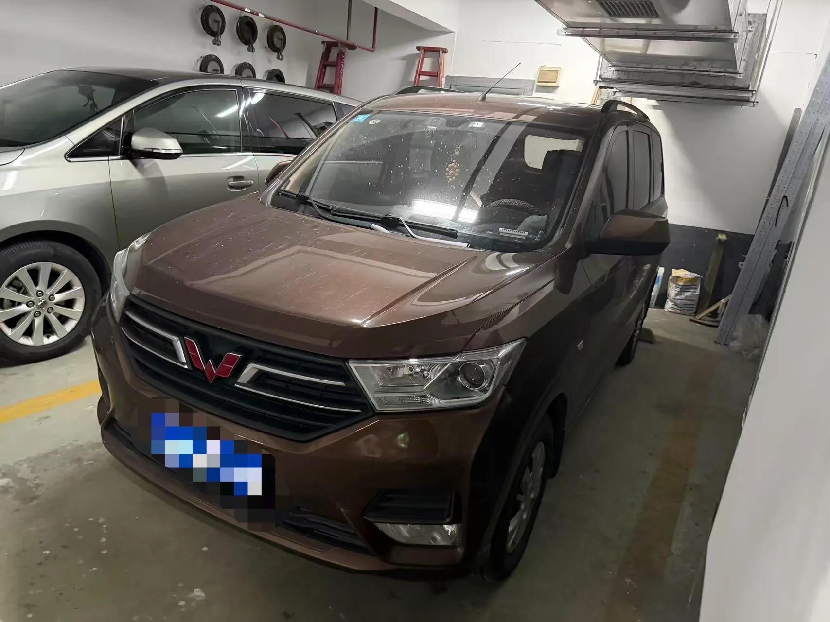 Wuling 2021 Hongguang S 1.5 Base Model Window-Sealed Van (Facelift) Manual Transmission