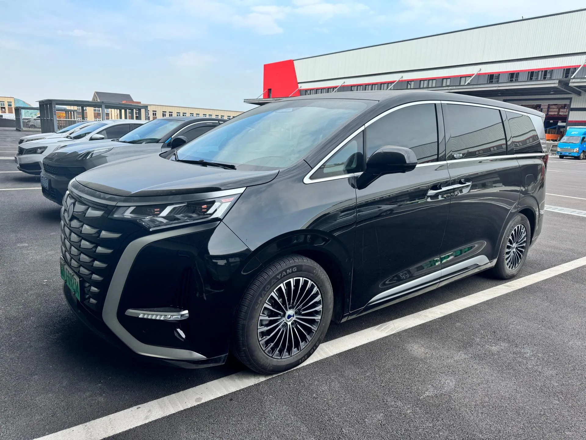 Denza D9 2024 DM-i 1050 Premium Edition