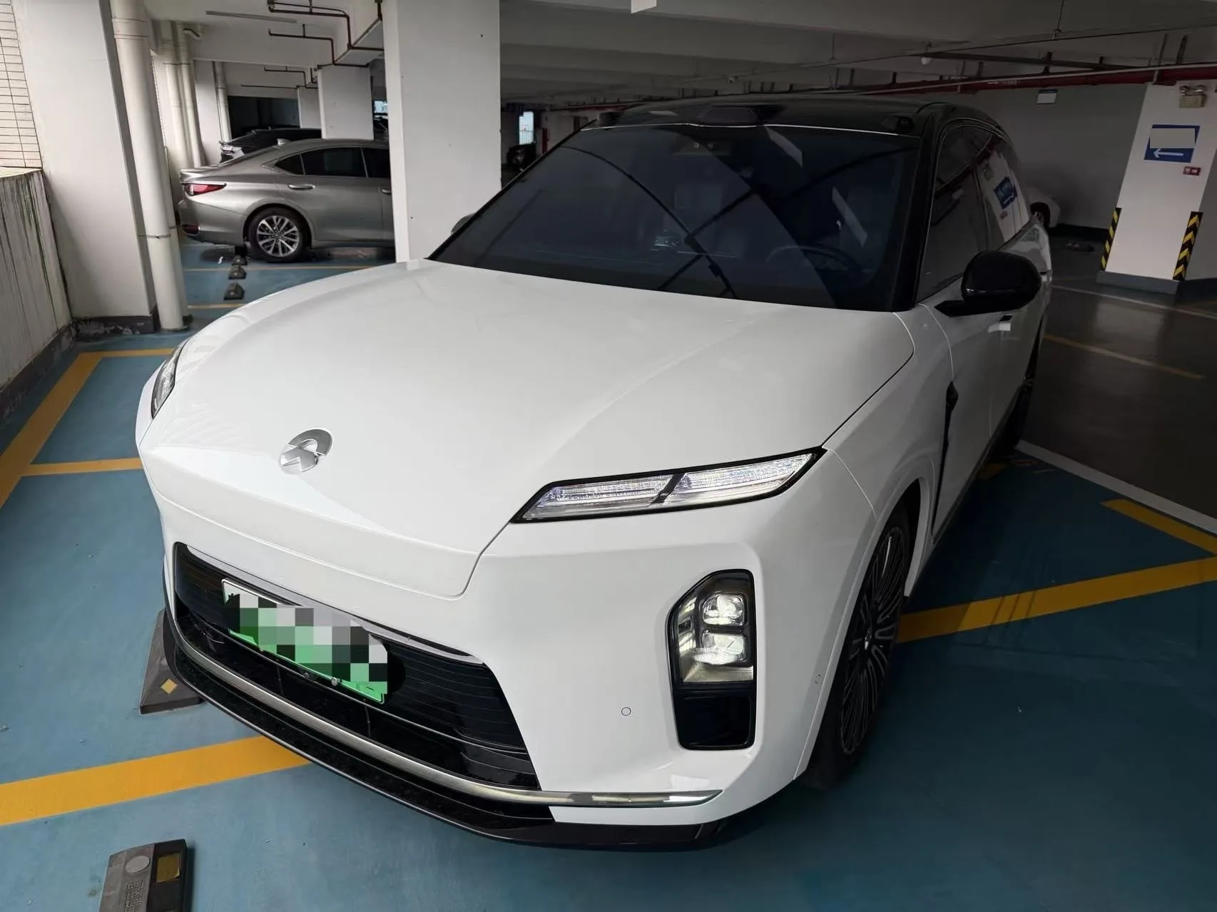 NIO 2026 ES8 6-seater Executive Luxury Edition Automatic