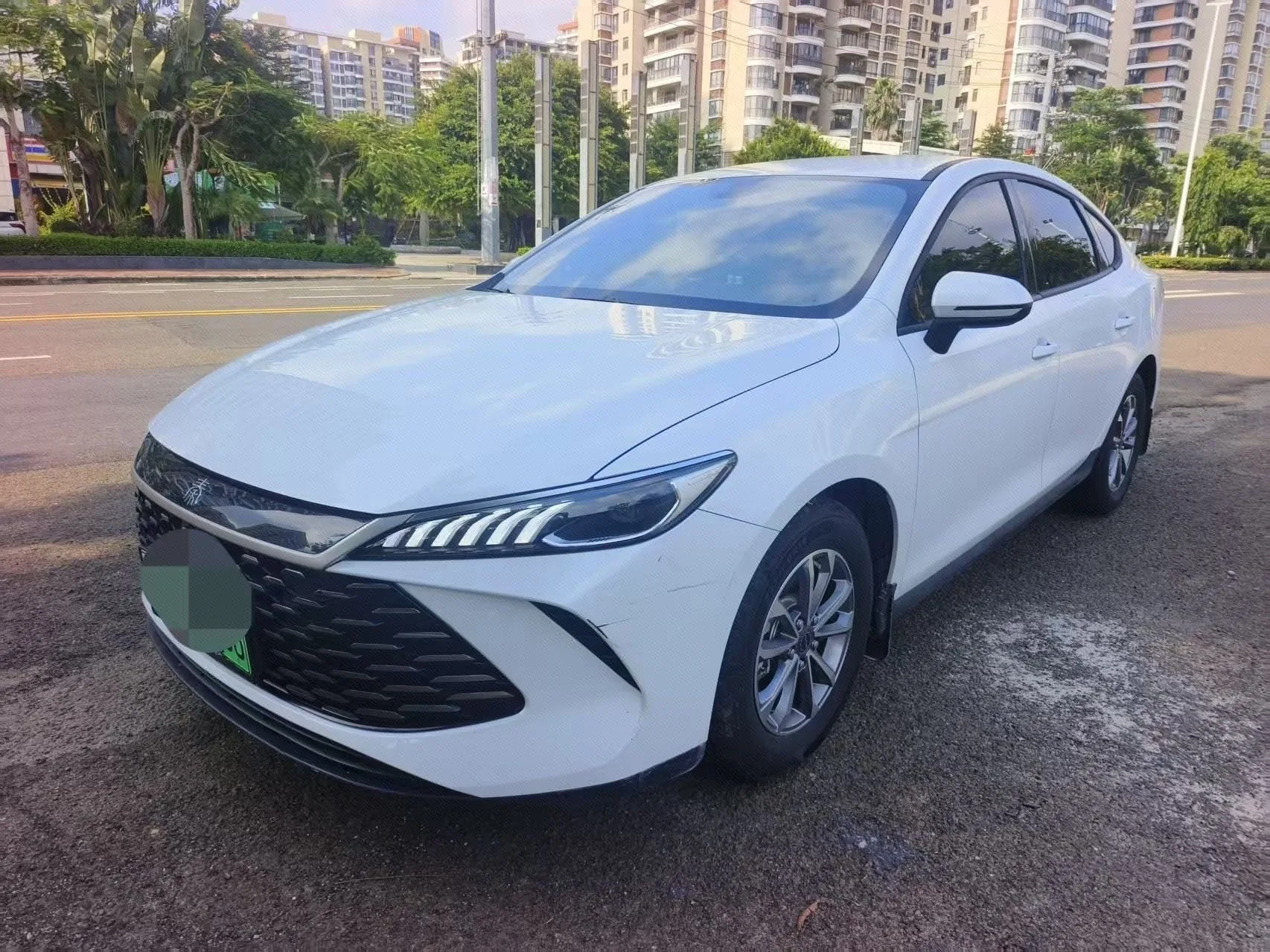 BYD 2025 Qin PLUS DM-i 1.5 CVT Intelligent Driving Edition 55KM Leading Model Automatic