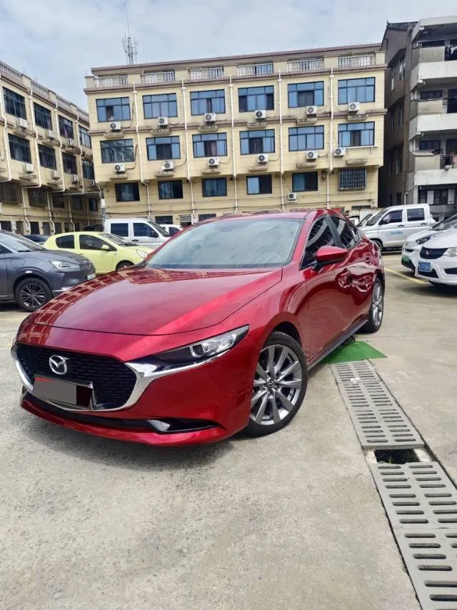 Mazda3 Axela 2021 2.0L Automatic Premium Edition