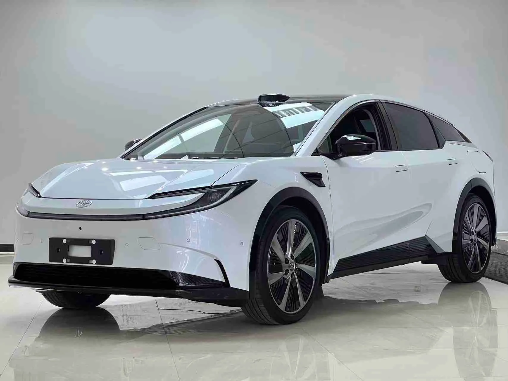 Toyota 2025 bZ5 550 PRO Smart Edition Automatic