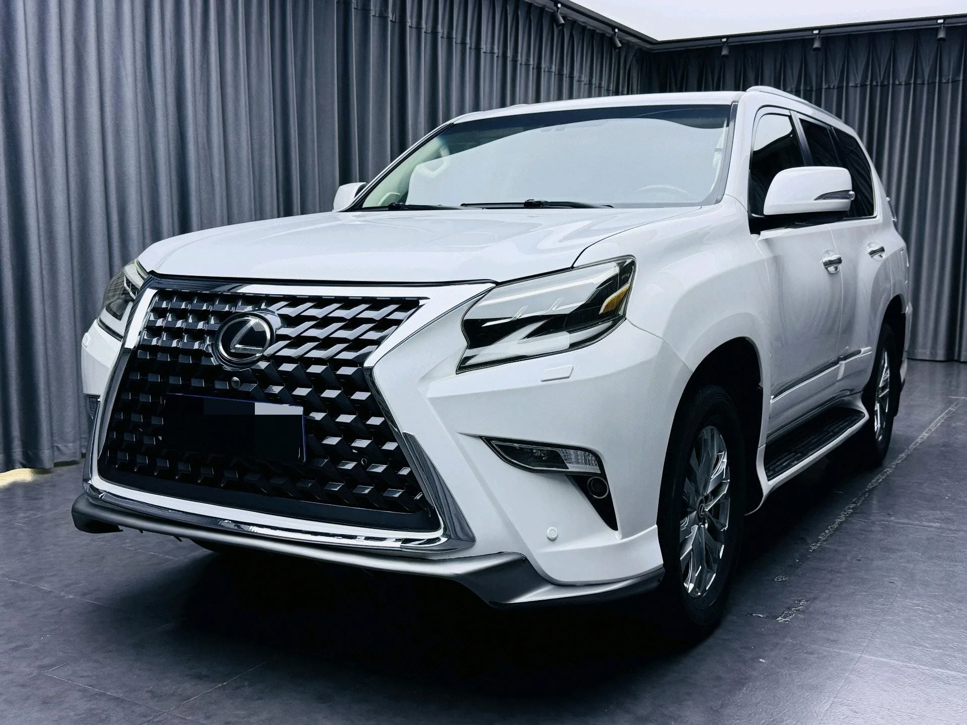 Lexus GX 2010 model 460