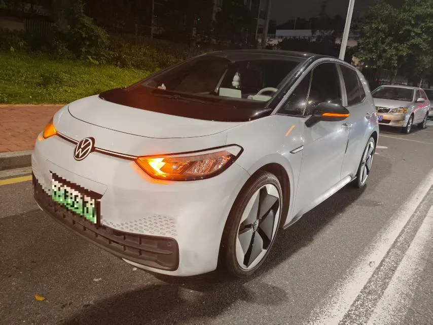 Volkswagen 2023 ID.3 Upgraded Pure Intelligent Edition Automatic
