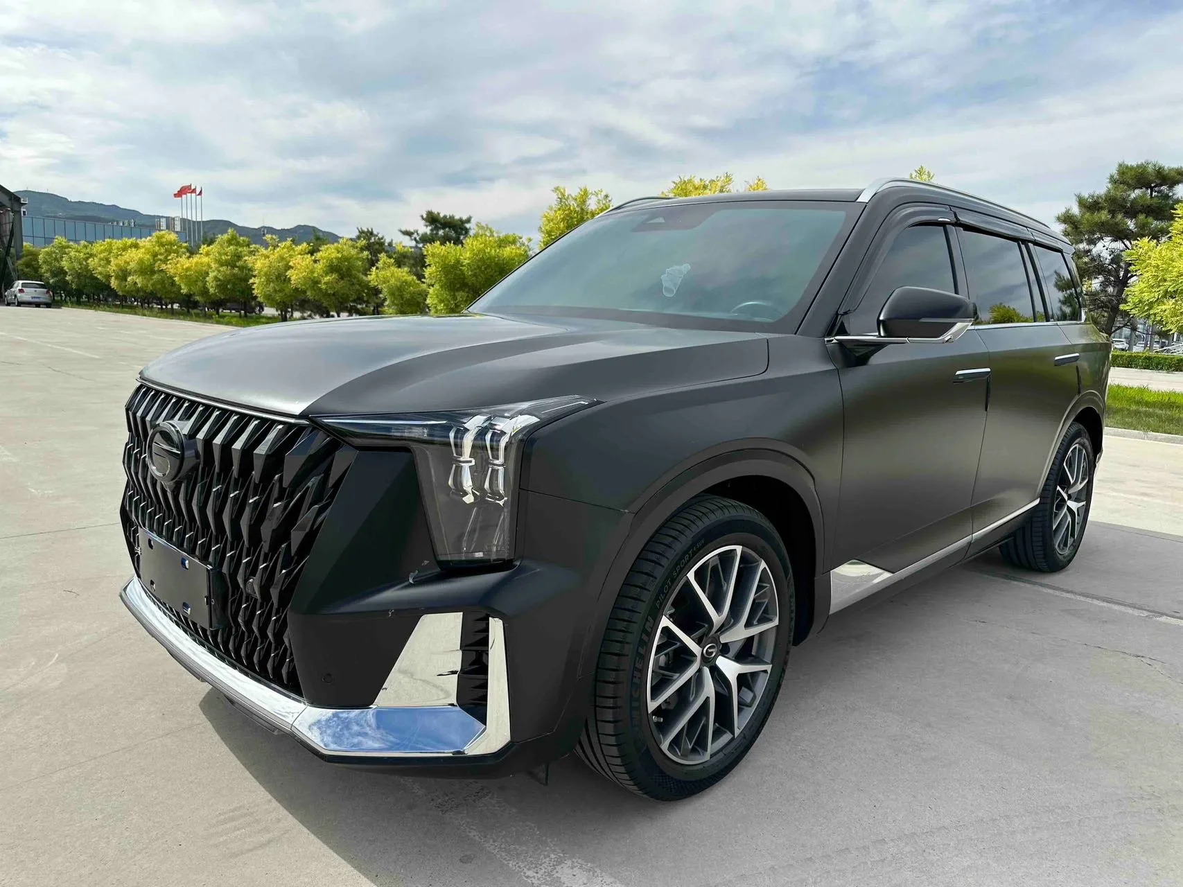 GAC GS8 2022 Dual-Hybrid Series 2.0TM Front-Wheel Drive Premium Edition (7-Seater)