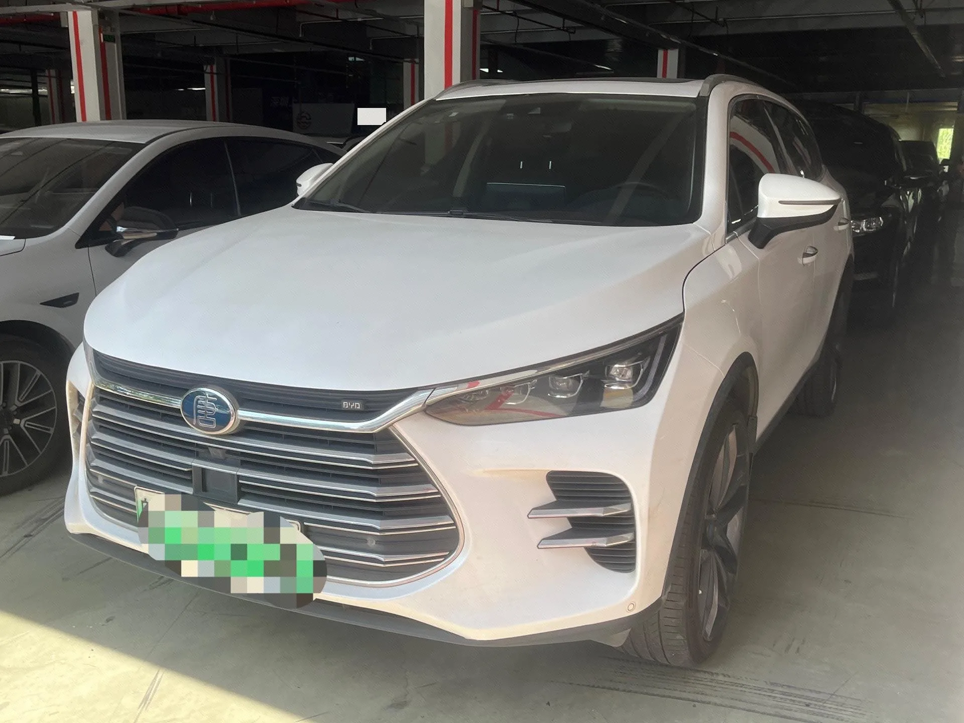 Tang New Energy 2018 Model Year DM 2.0T All-Wheel Drive Smart Connect Innovation Edition, 7-Seater, National V