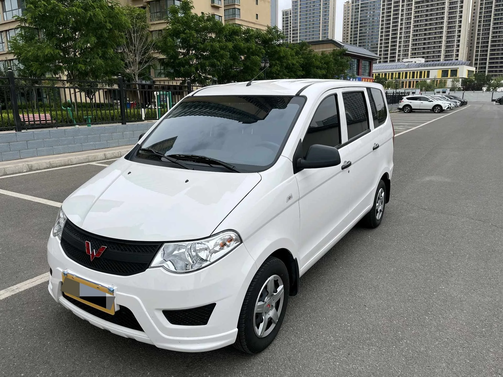 Wuling 2021 Hongguang S 1.5 Basic (Facelift) Manual Transmission