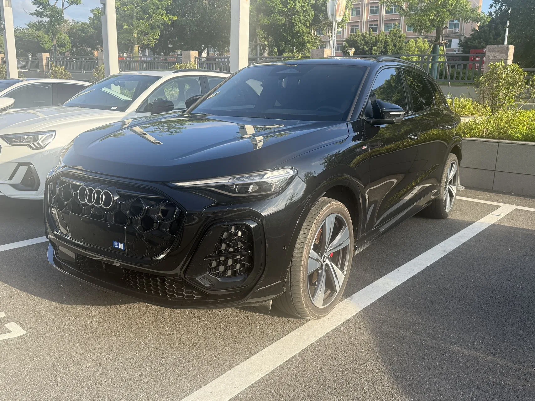 Audi 2026 Q5L 2.0T Smart Hybrid Premium Edition, Automatic Transmission