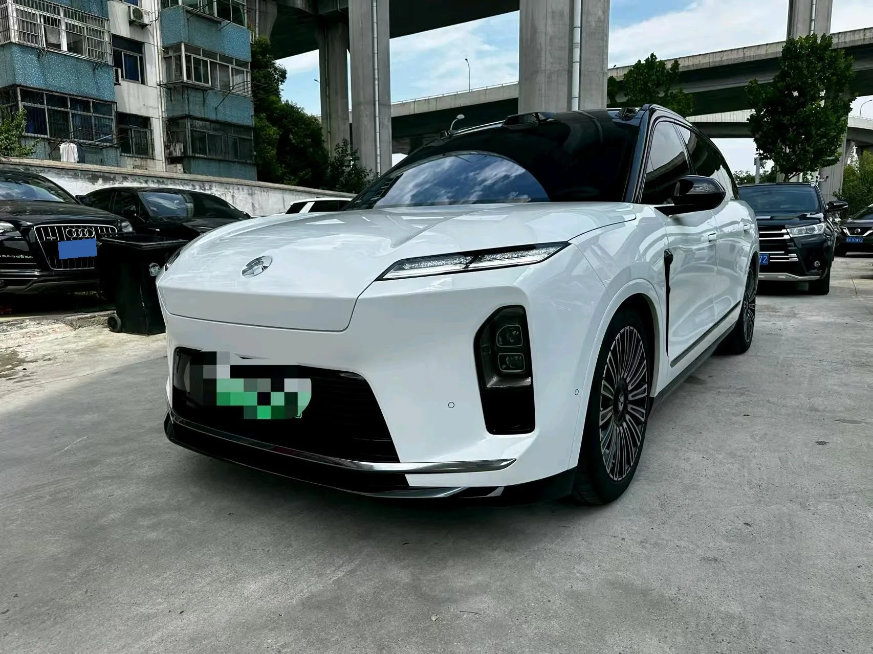 NIO 2026 ES8 6-seater Executive Luxury Edition Automatic