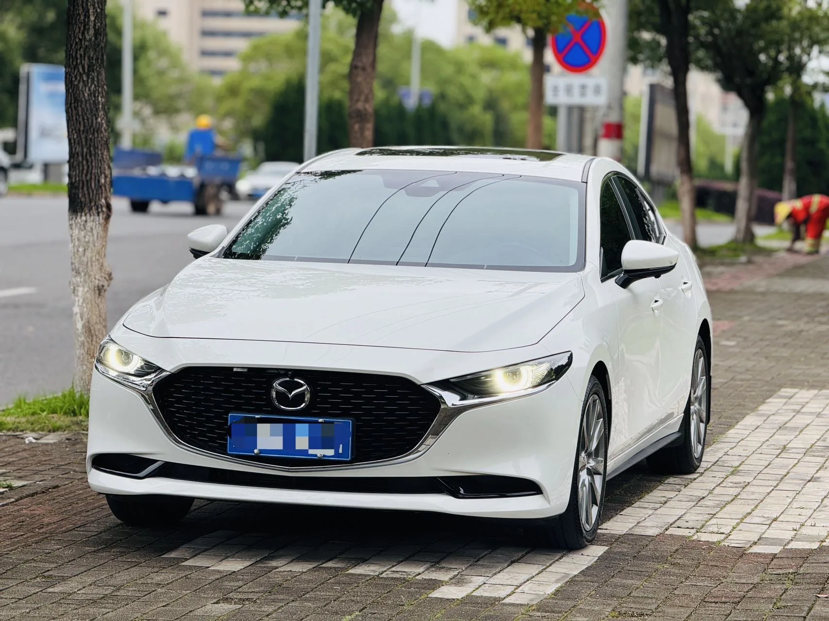 Mazda3 Axela 2023 2.0L Automatic Premium Edition
