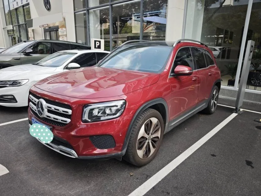 Mercedes-Benz GLB 2021 Fashion Edition